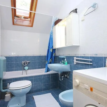 Lägenhet With Wifi - 8554